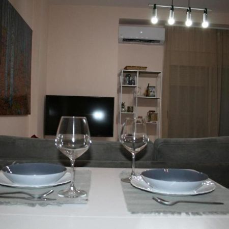 Appartamento Kalpazo Myslym Shyri Tirana Esterno foto